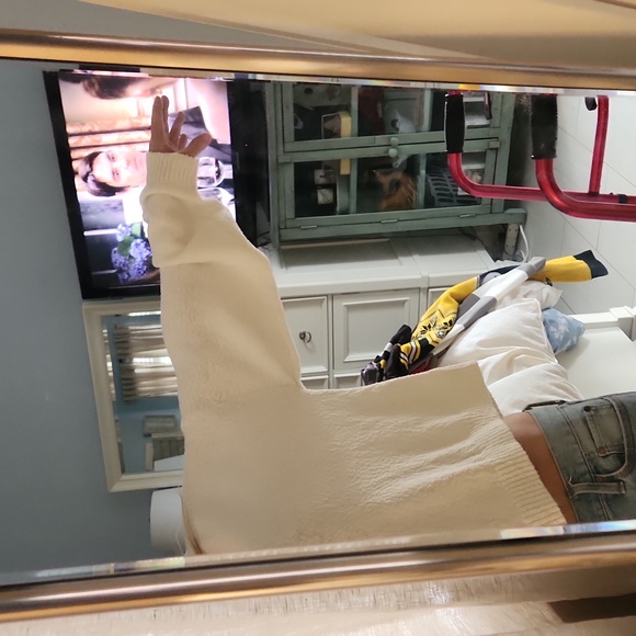 GAP $12 - Picture 3 of 7